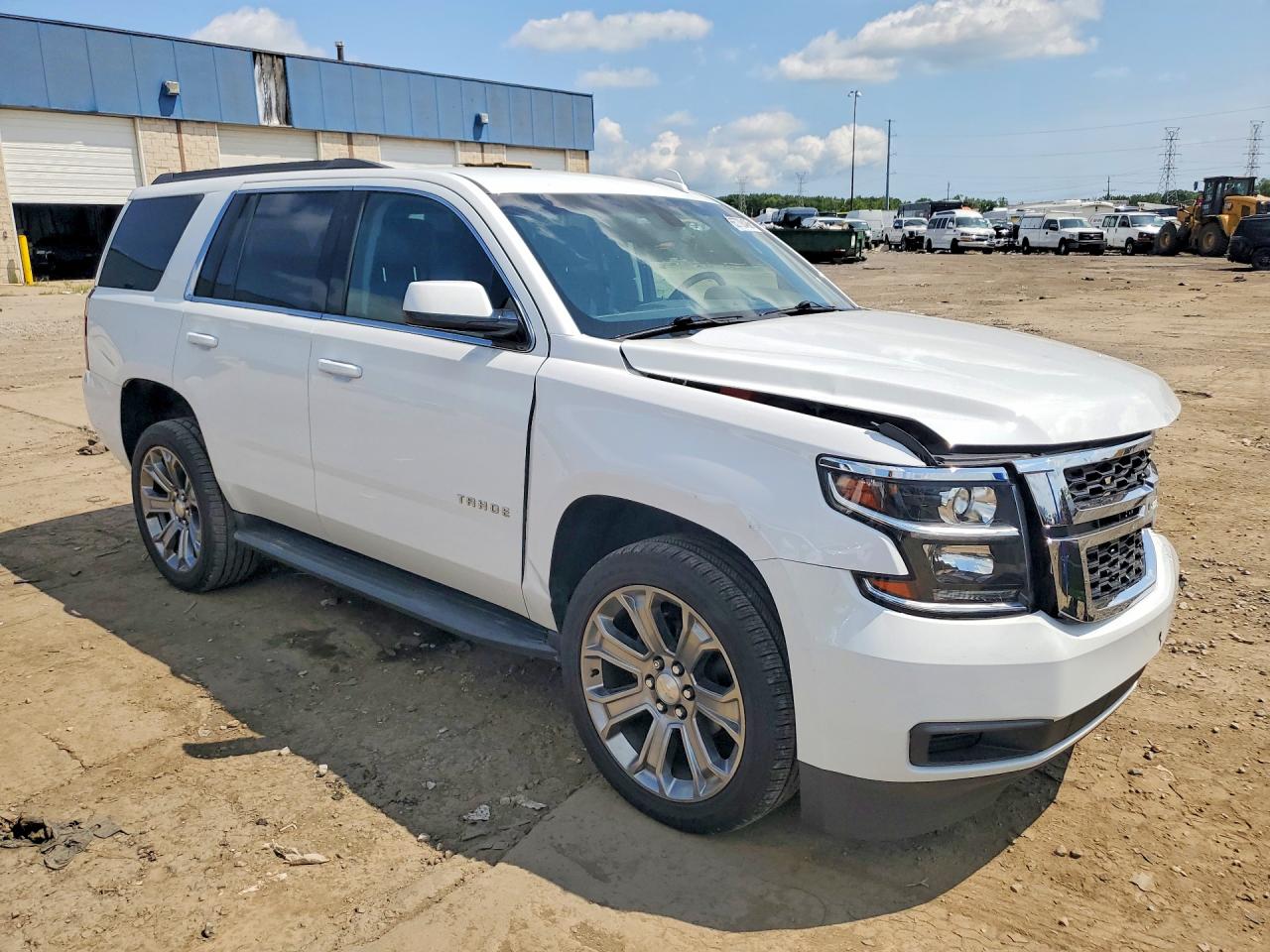2019 CHEVROLET TAHOE K1500 LS — снимка 4