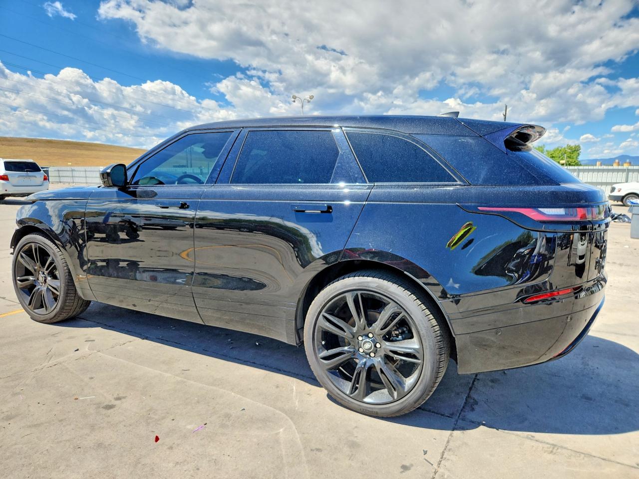 2021 LAND ROVER RANGE ROVER VELAR R-DYNAMIC S — снимка 2