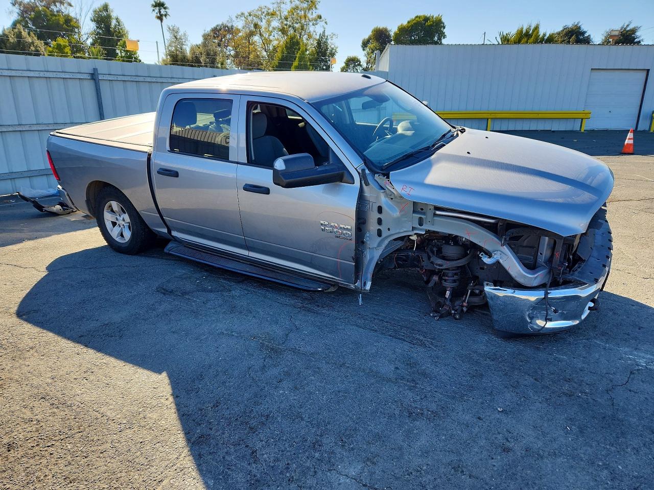 2022 RAM 1500 CLASSIC TRADESMAN — снимка 4