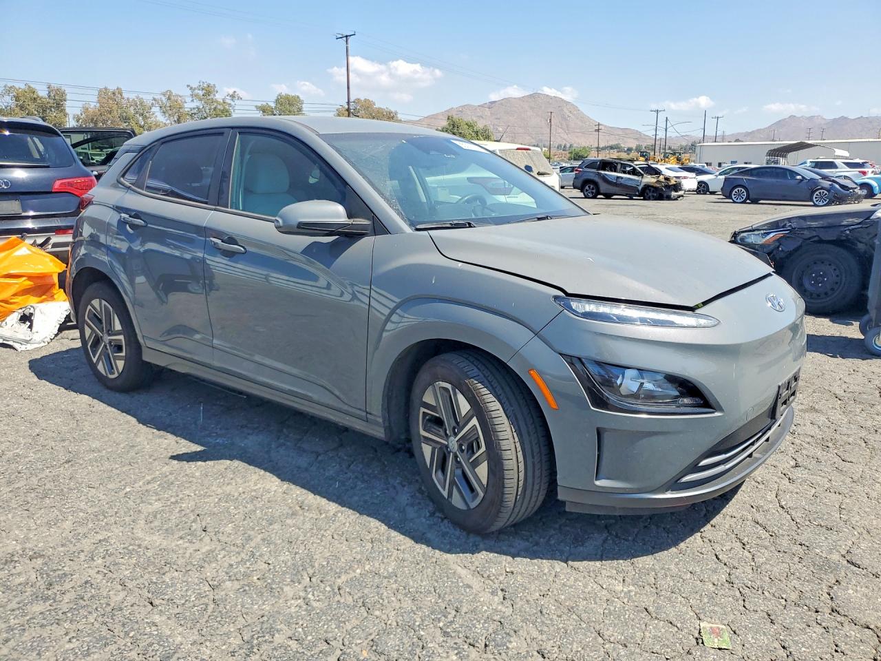 2023 HYUNDAI KONA SE — снимка 4