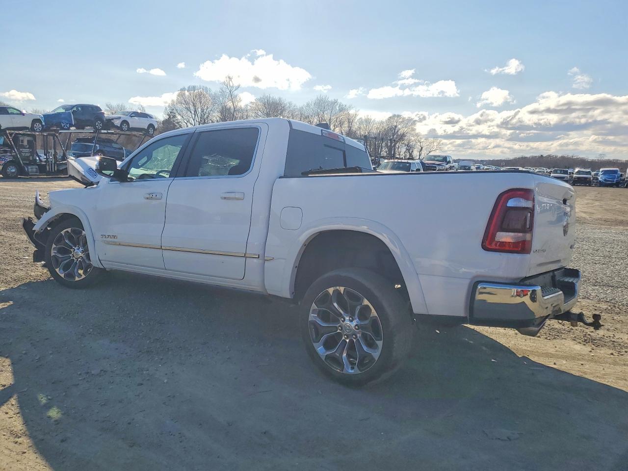 2023 RAM 1500 LIMITED — снимка 2