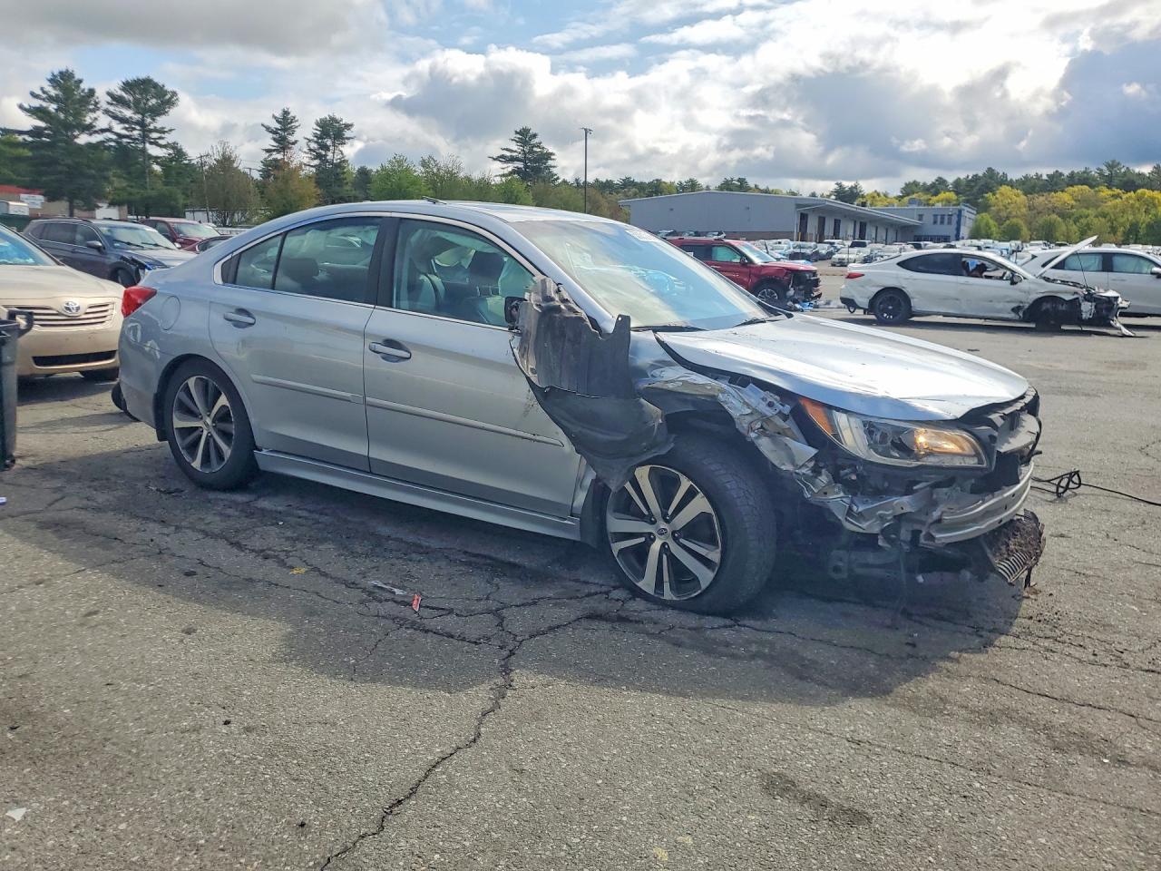 2017 SUBARU LEGACY 3.6R LIMITED — снимка 4