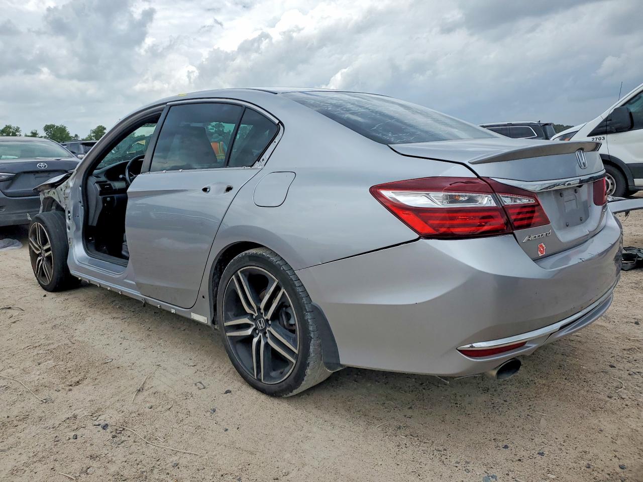 2017 HONDA ACCORD SPORT — снимка 2