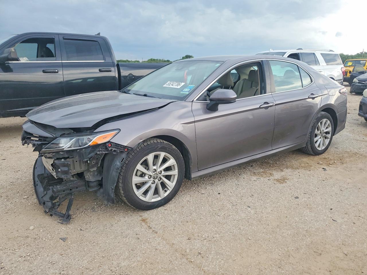 2022 TOYOTA CAMRY LE