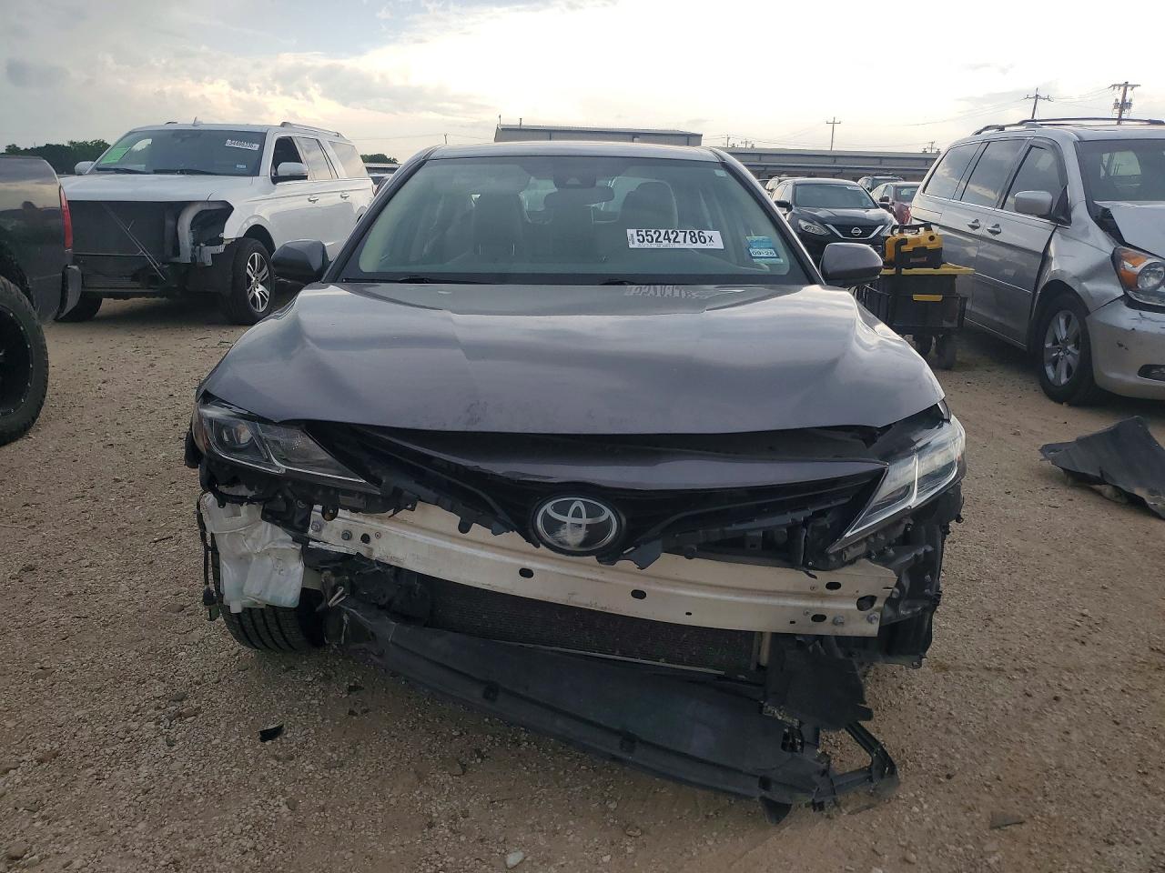 2022 TOYOTA CAMRY LE — снимка 5