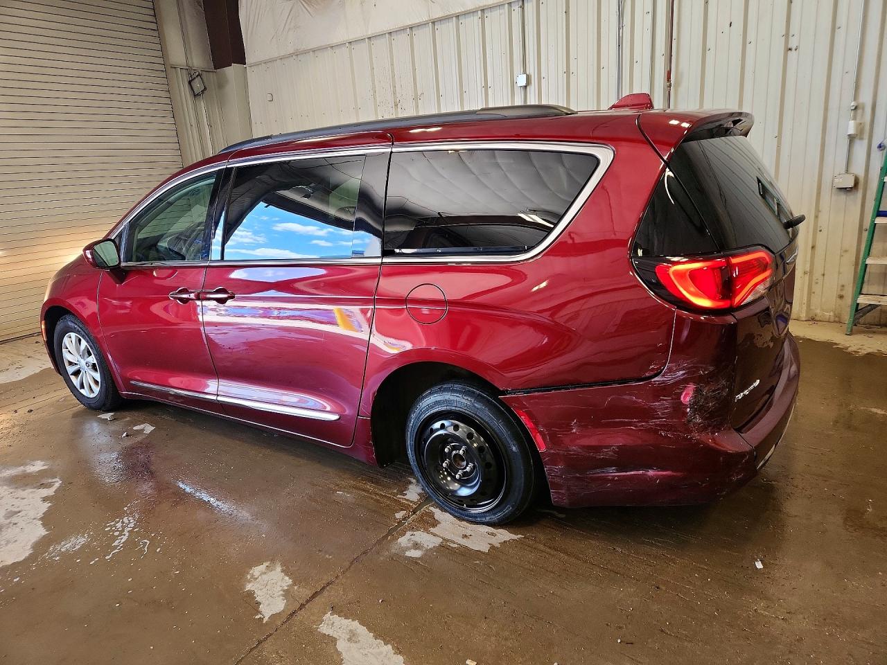 2017 CHRYSLER PACIFICA TOURING L — снимка 2