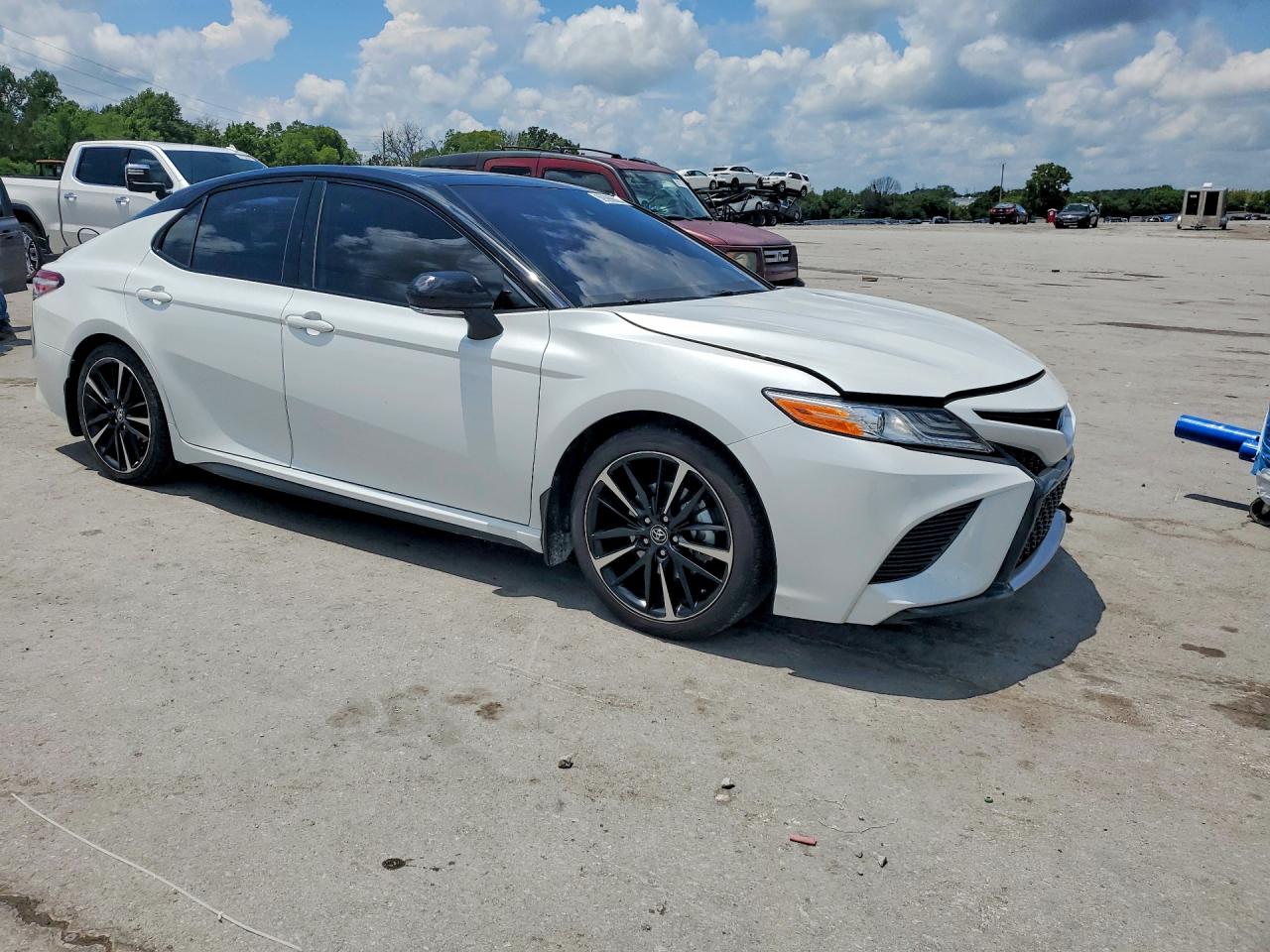 2020 TOYOTA CAMRY XSE — снимка 4