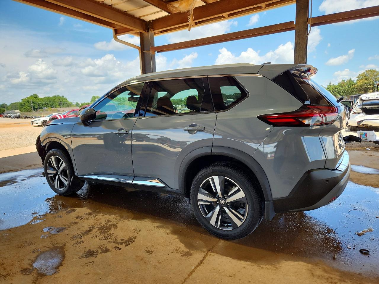 2021 NISSAN ROGUE SL — снимка 2