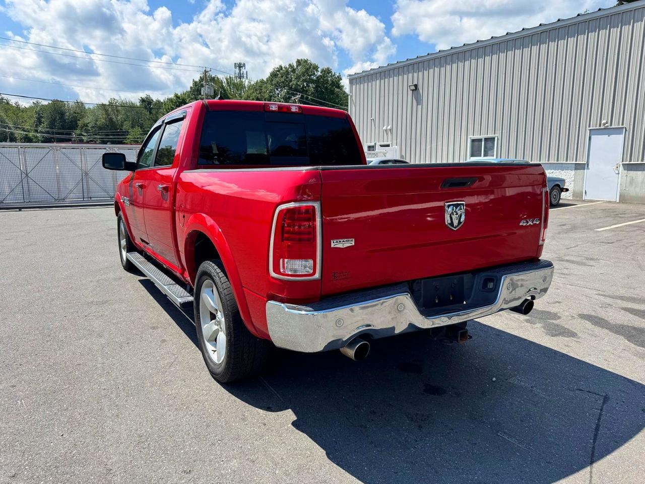 2017 RAM 1500 LARAMIE — снимка 2