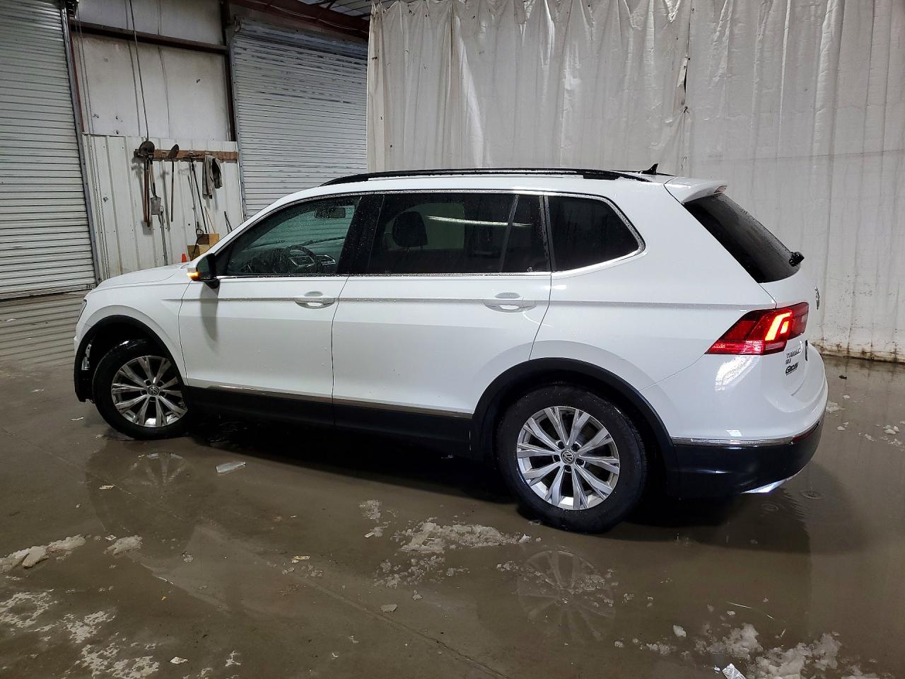 2018 VOLKSWAGEN TIGUAN SE — снимка 2