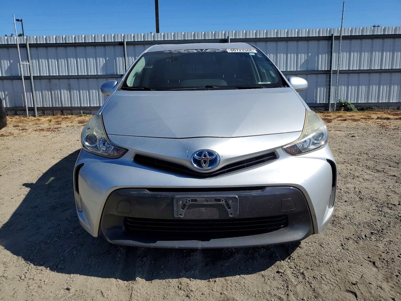 2015 TOYOTA PRIUS V FOUR — снимка 5