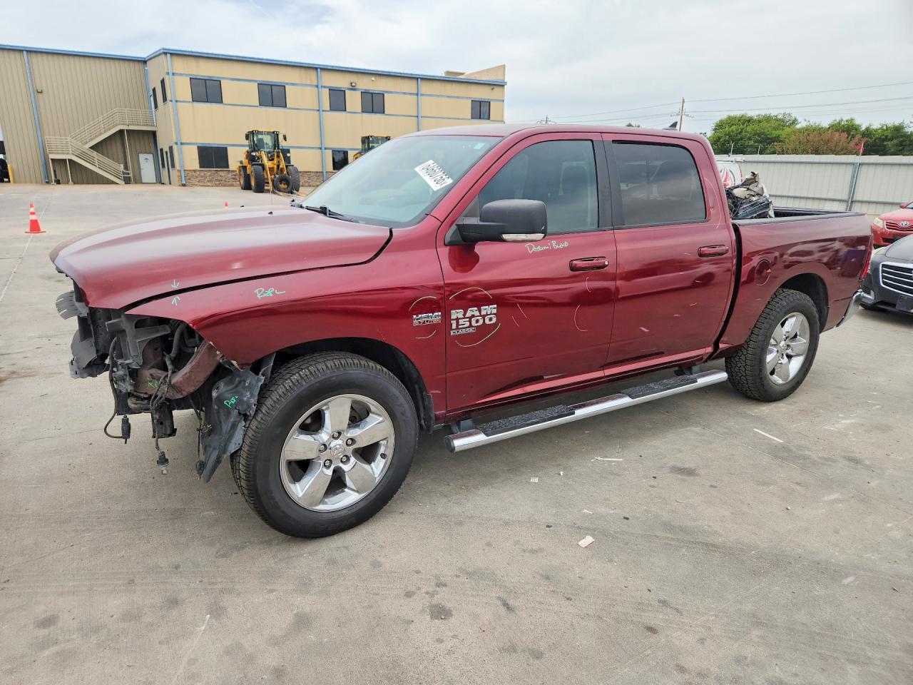 2019 RAM 1500 CLASSIC SLT