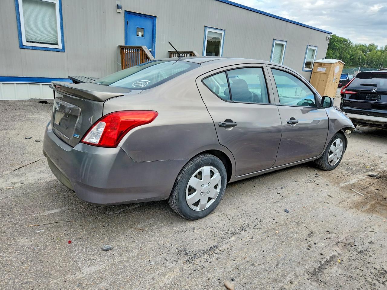 2015 NISSAN VERSA 1.6 S PLUS — снимка 3