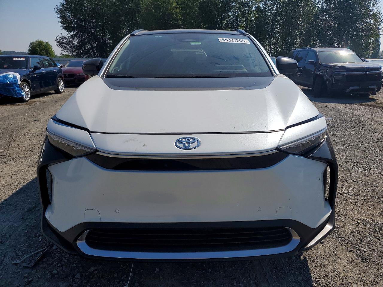 2023 TOYOTA BZ4X LIMITED — снимка 5