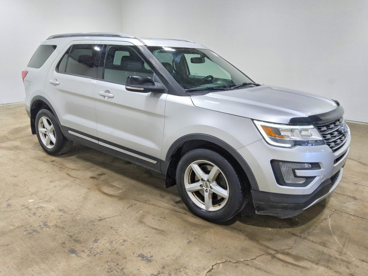 2017 FORD EXPLORER XLT — снимка 4