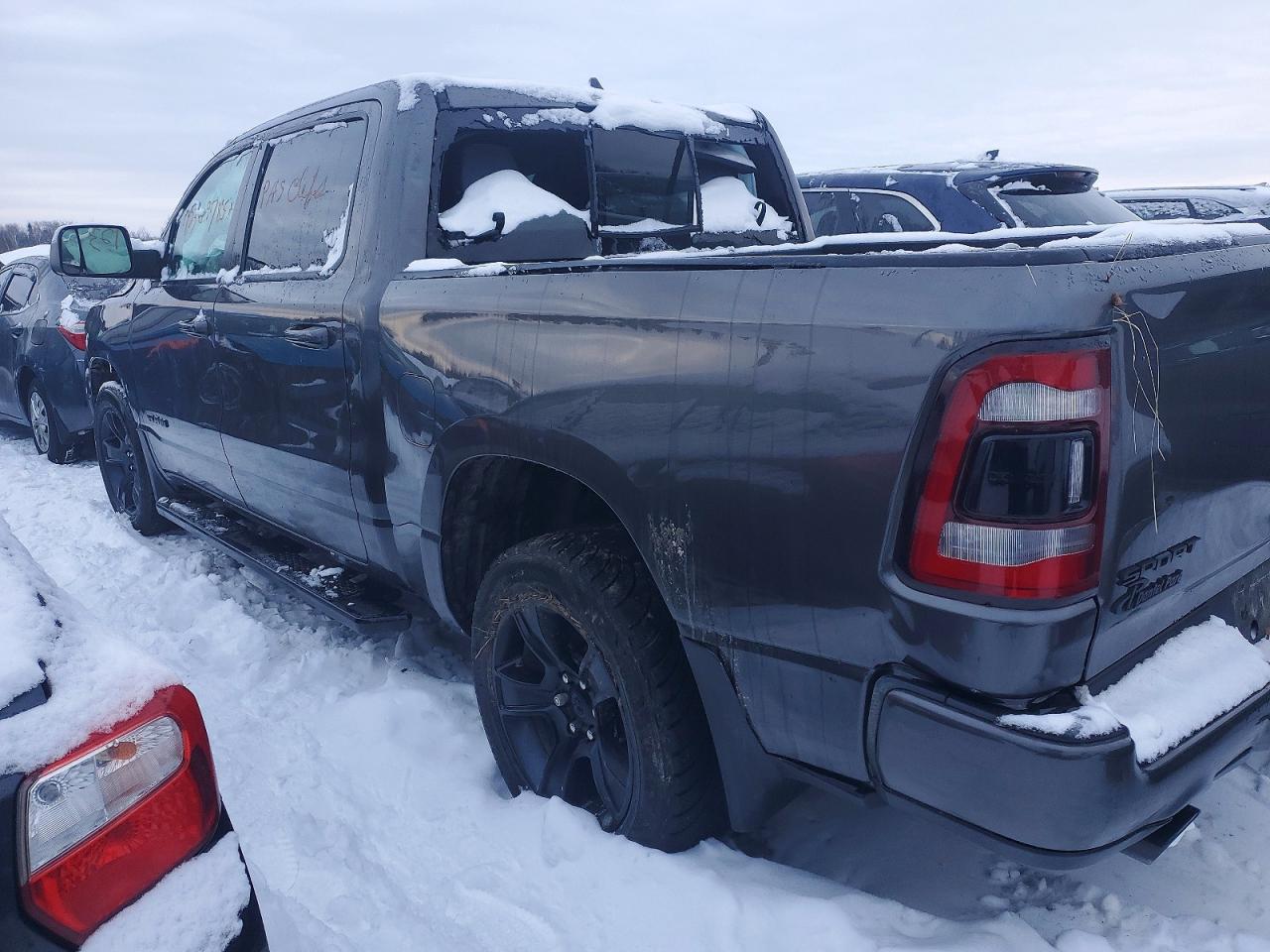 2022 RAM 1500 SPORT — снимка 2