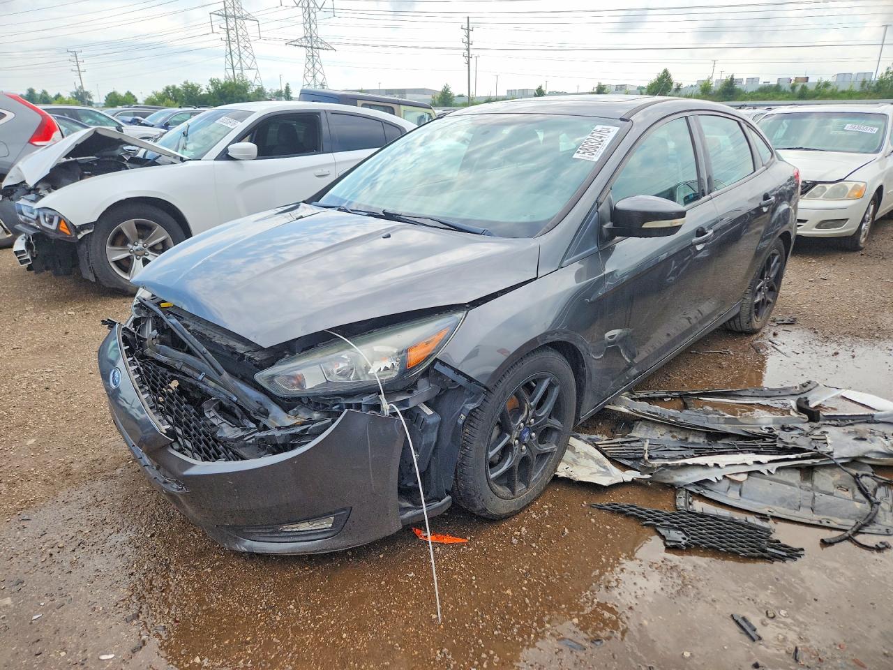 2016 FORD FOCUS SE