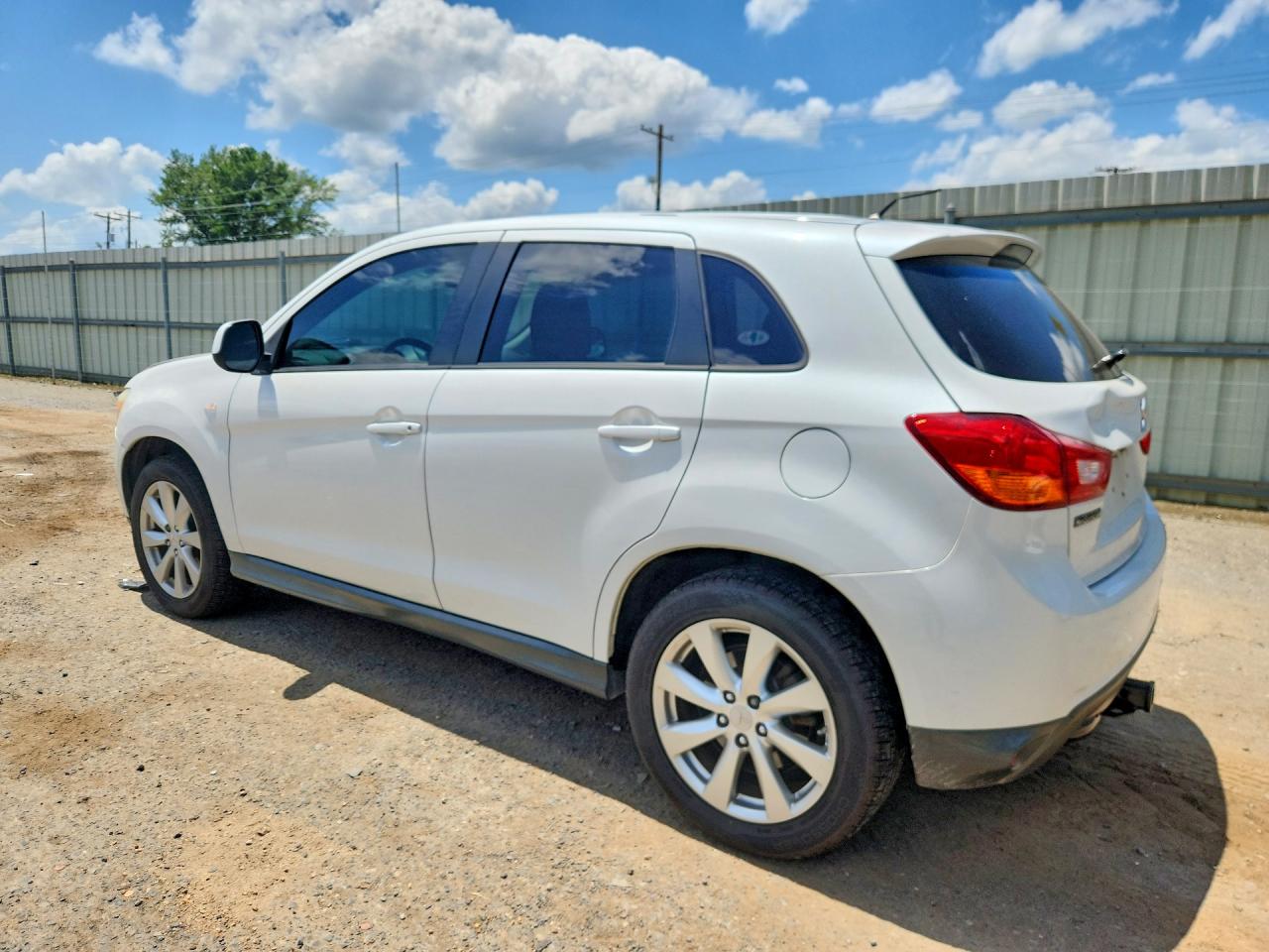 2015 MITSUBISHI OUTLANDER SPORT ES — снимка 2