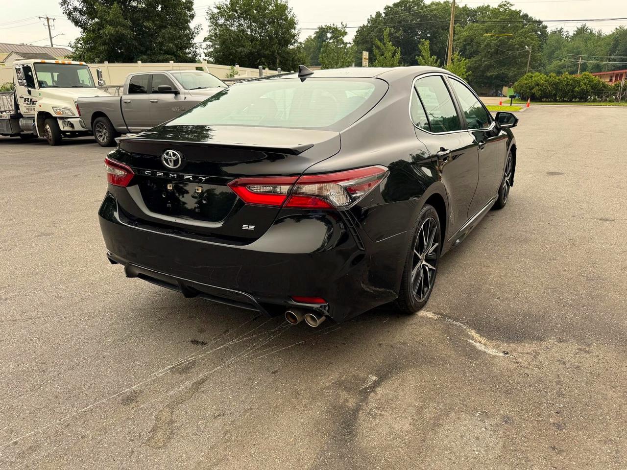 2021 TOYOTA CAMRY SE — снимка 3