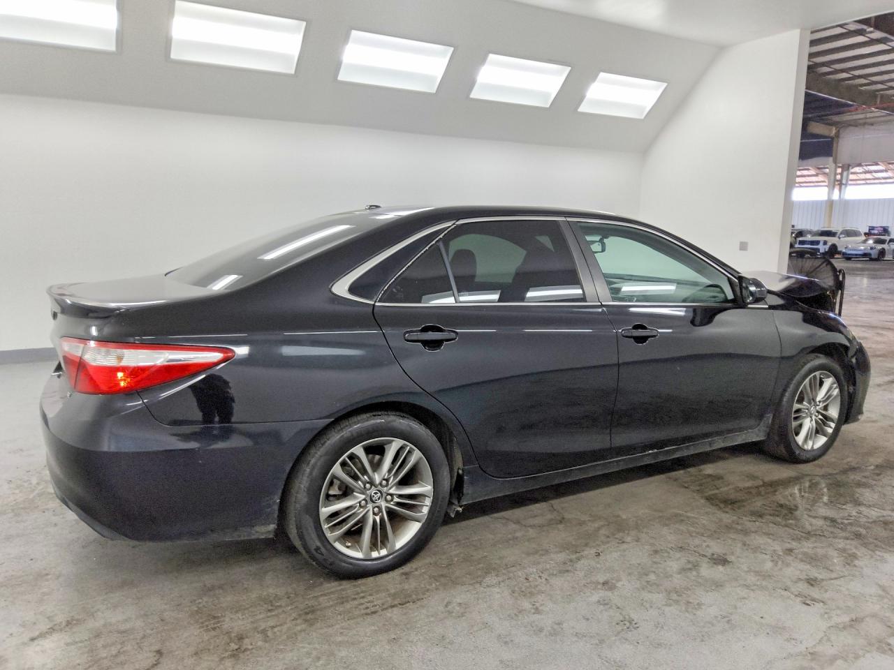 2016 TOYOTA CAMRY SE — снимка 3