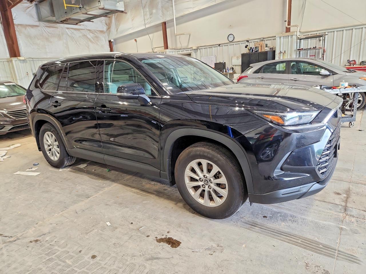 2025 TOYOTA GRAND HIGHLANDER XLE — снимка 4