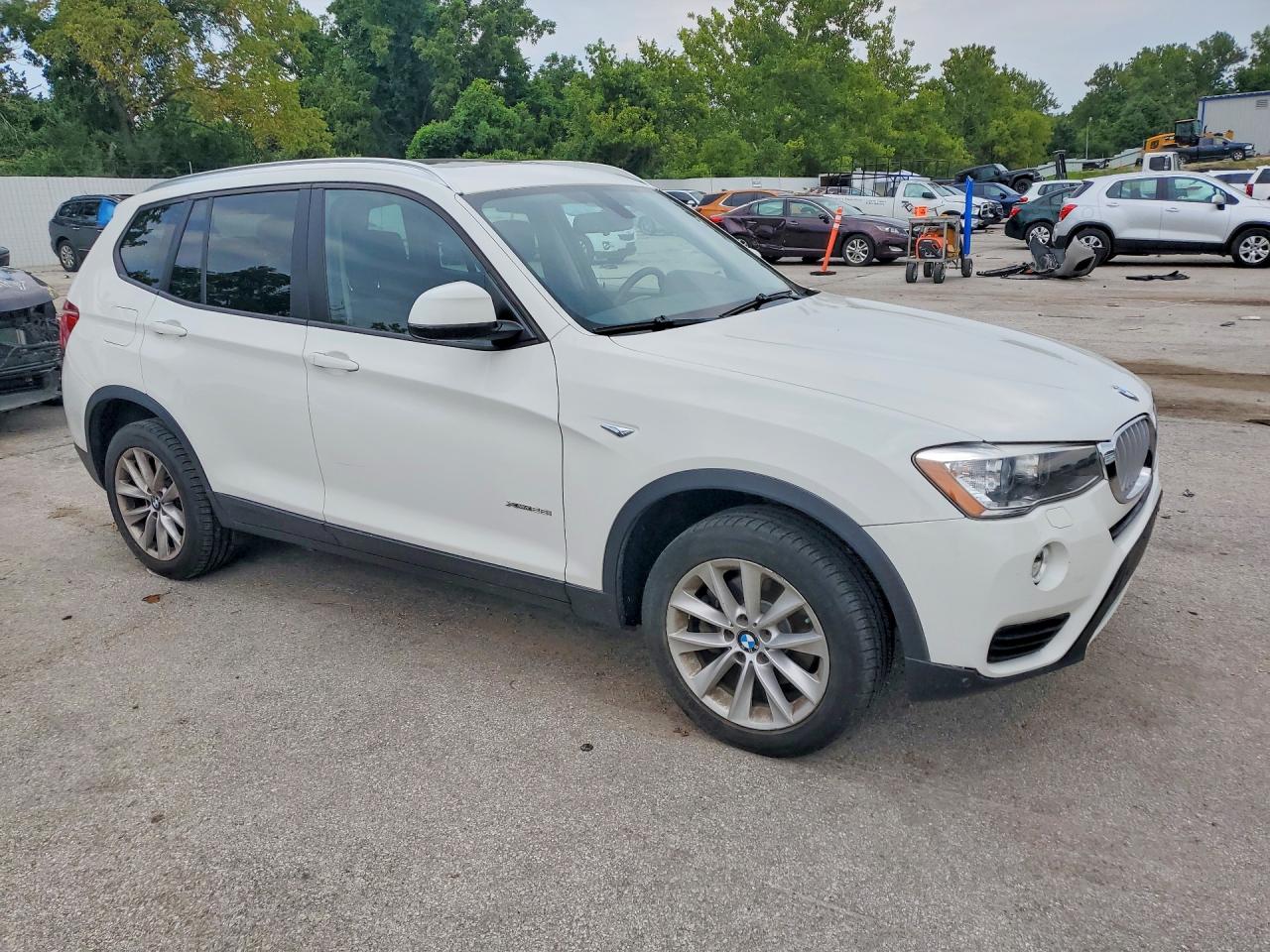 2017 BMW X3 XDRIVE28I — снимка 4