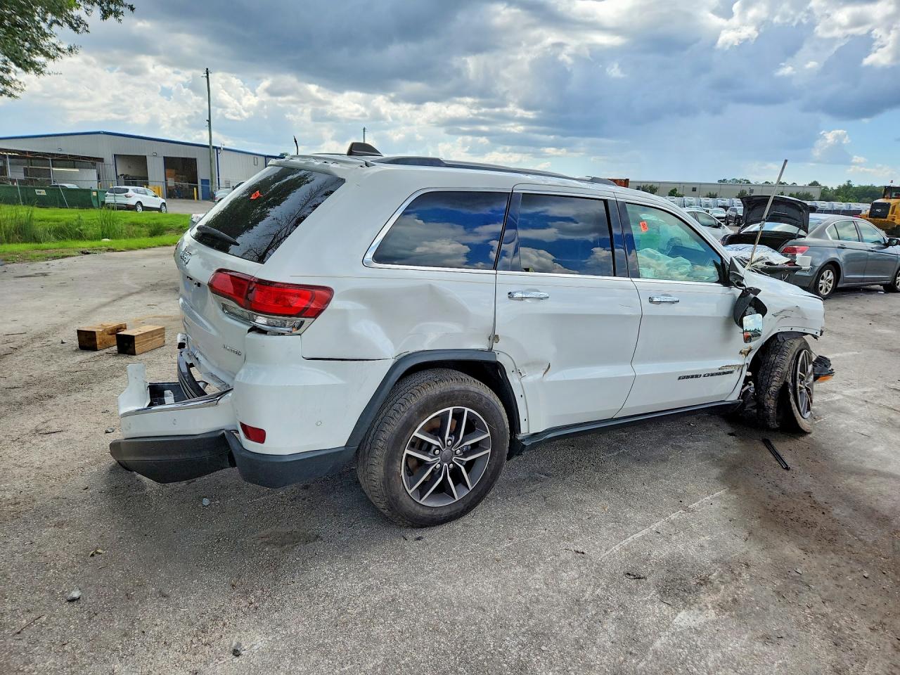 2020 JEEP GRAND CHEROKEE LIMITED — снимка 3