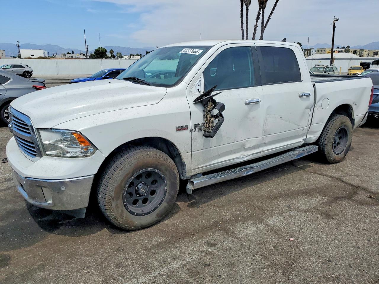 2017 RAM 1500 SLT