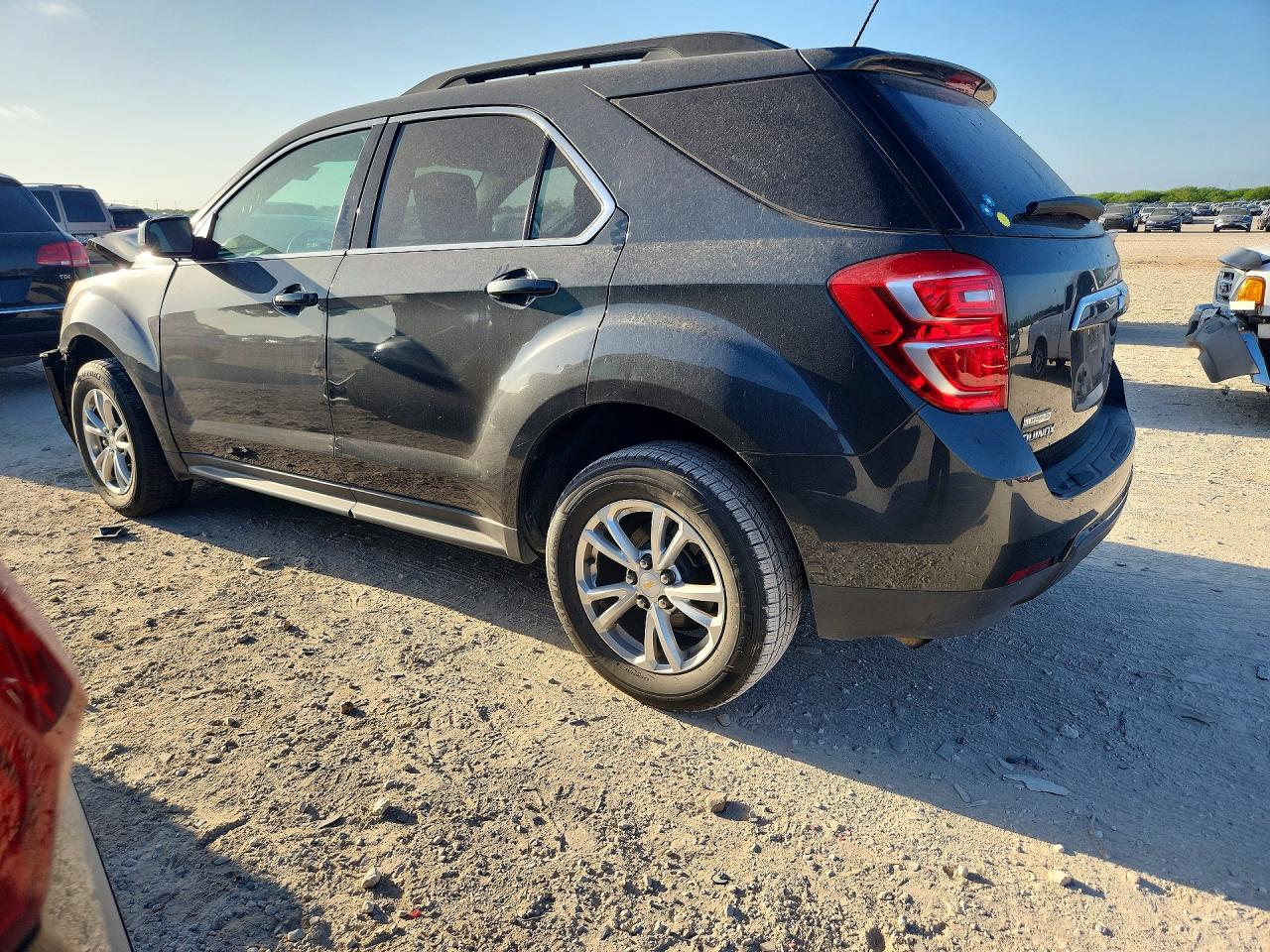 2017 CHEVROLET EQUINOX LT — снимка 2