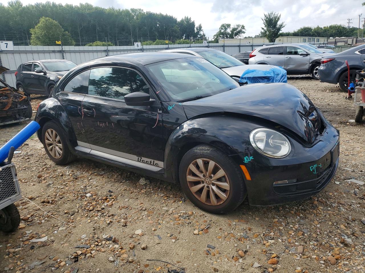 2015 VOLKSWAGEN BEETLE 1.8T — снимка 4