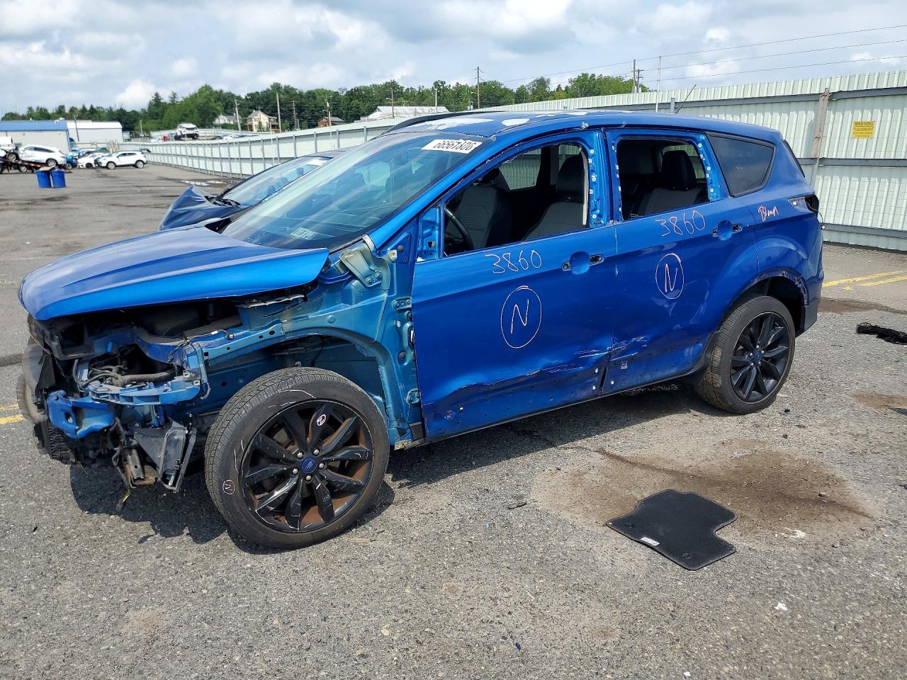 2017 FORD ESCAPE TITANIUM