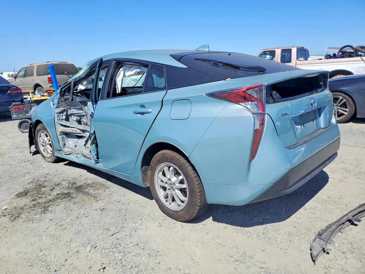 2016 TOYOTA PRIUS TWO — снимка 2