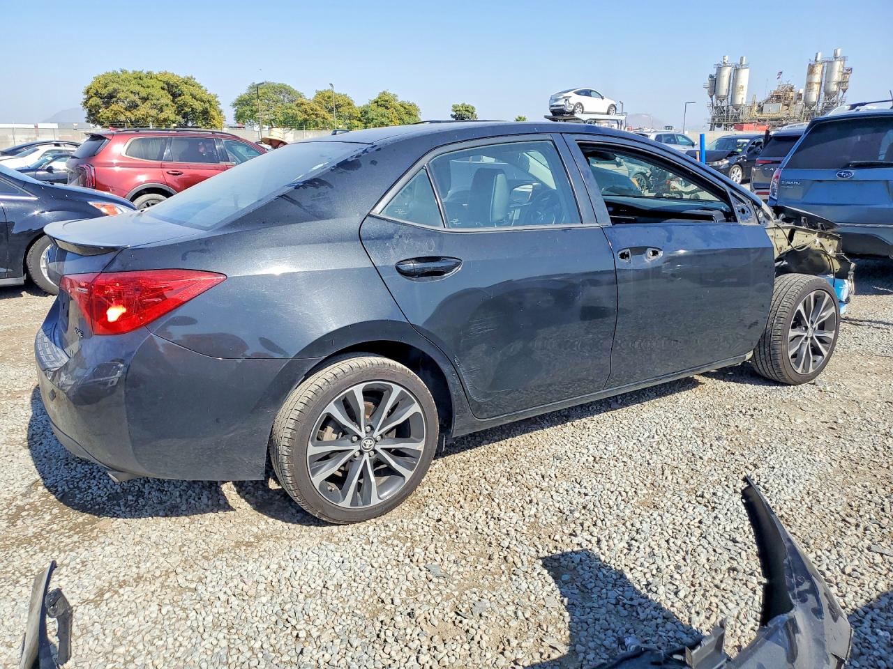 2017 TOYOTA COROLLA XSE — снимка 3