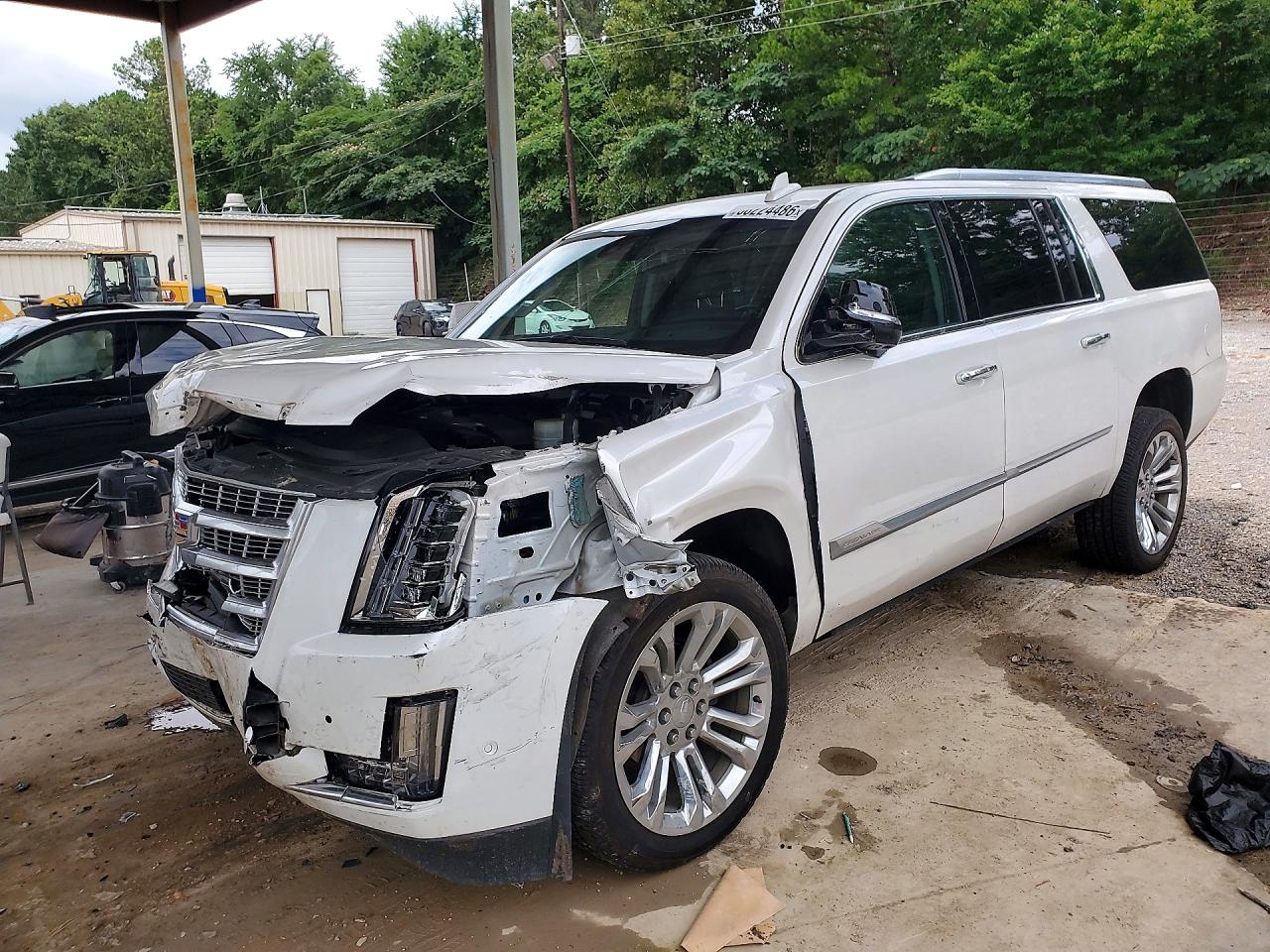 2019 CADILLAC ESCALADE ESV LUXURY