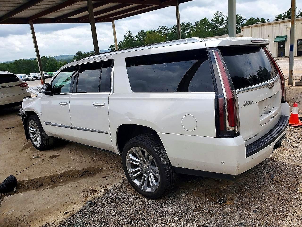 2019 CADILLAC ESCALADE ESV LUXURY — снимка 2