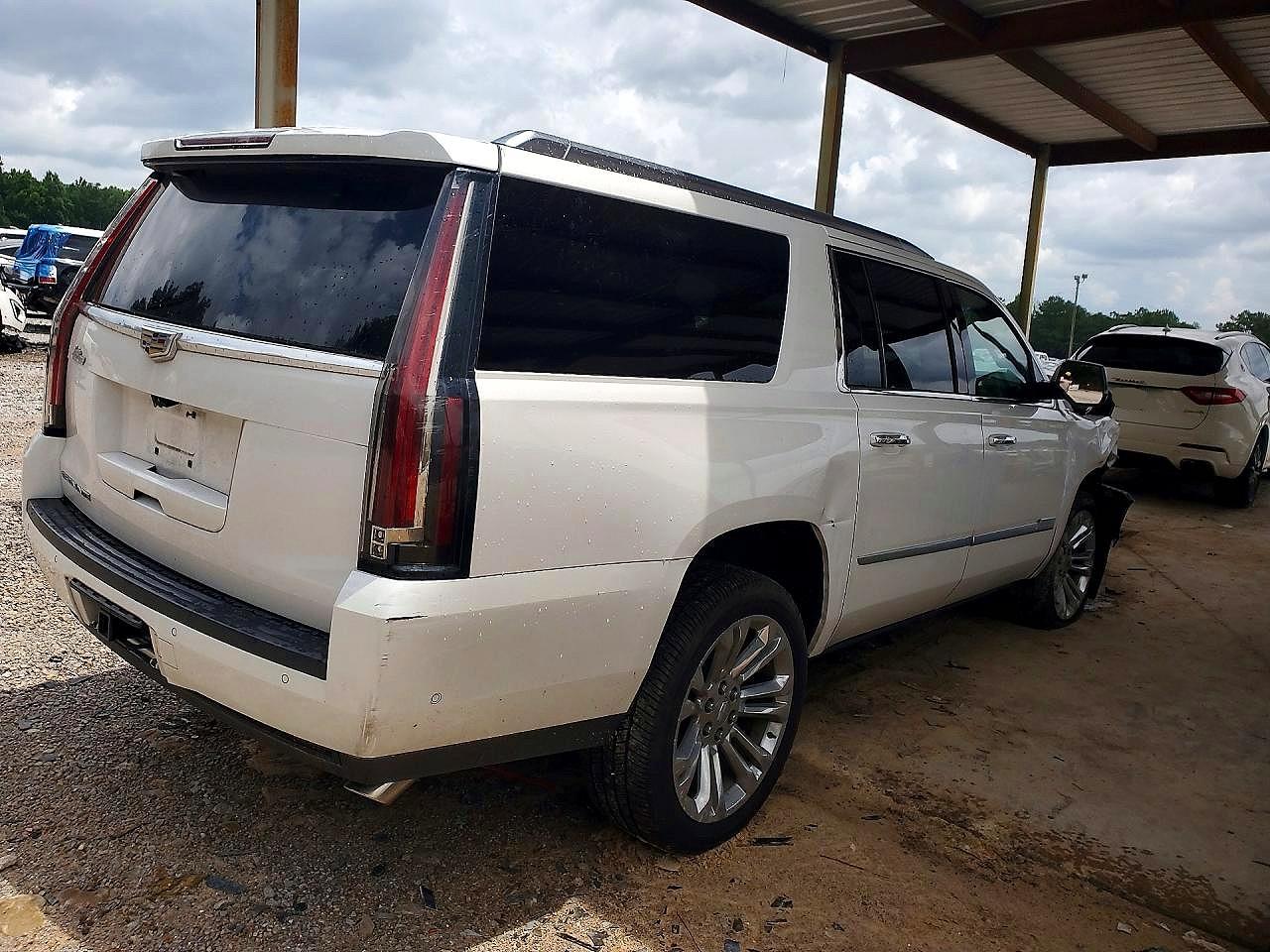 2019 CADILLAC ESCALADE ESV LUXURY — снимка 3