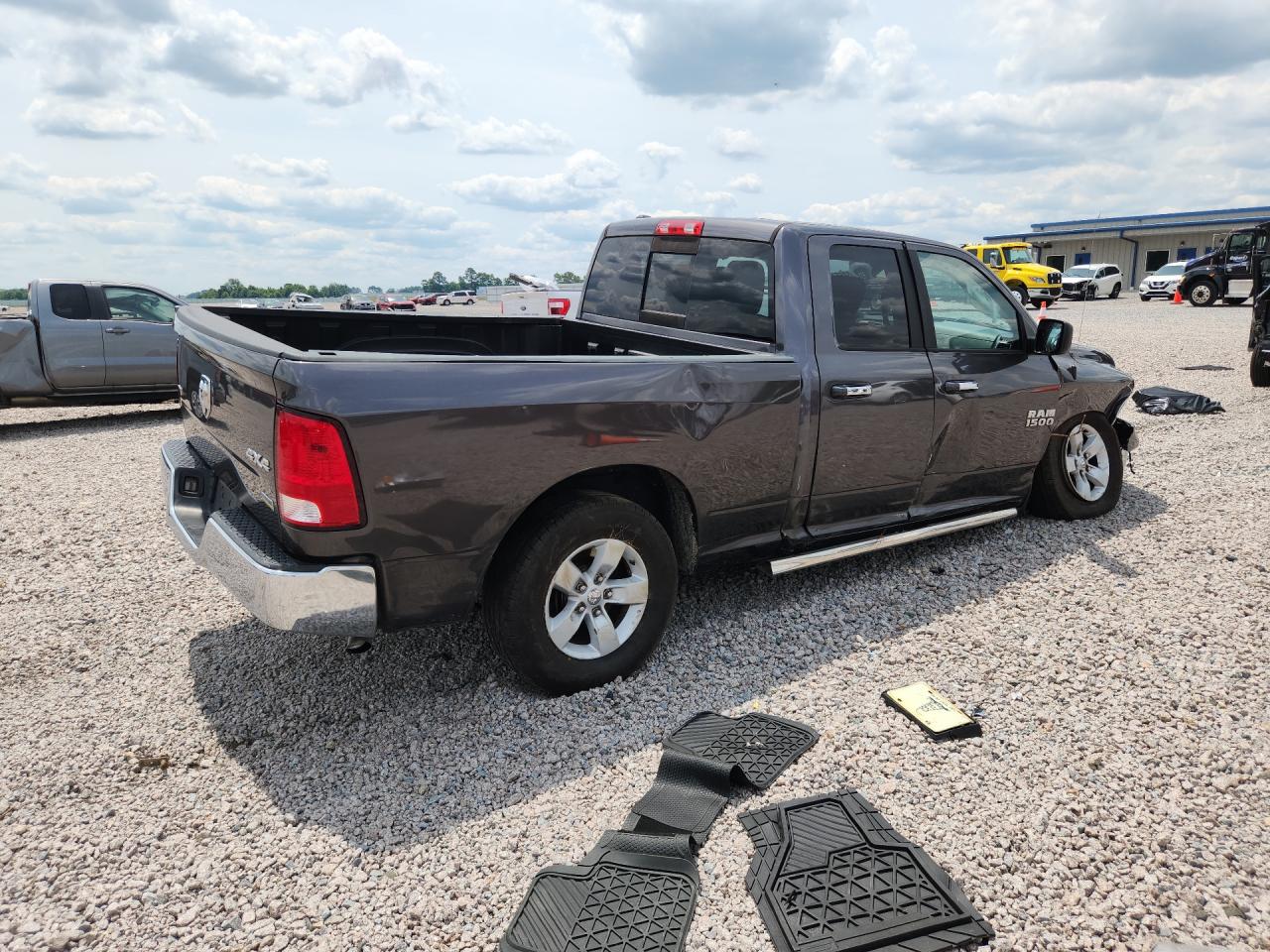 2017 RAM 1500 SLT — снимка 3