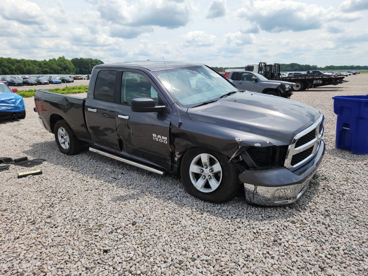 2017 RAM 1500 SLT — снимка 4