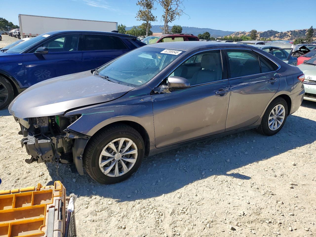 2016 TOYOTA CAMRY LE