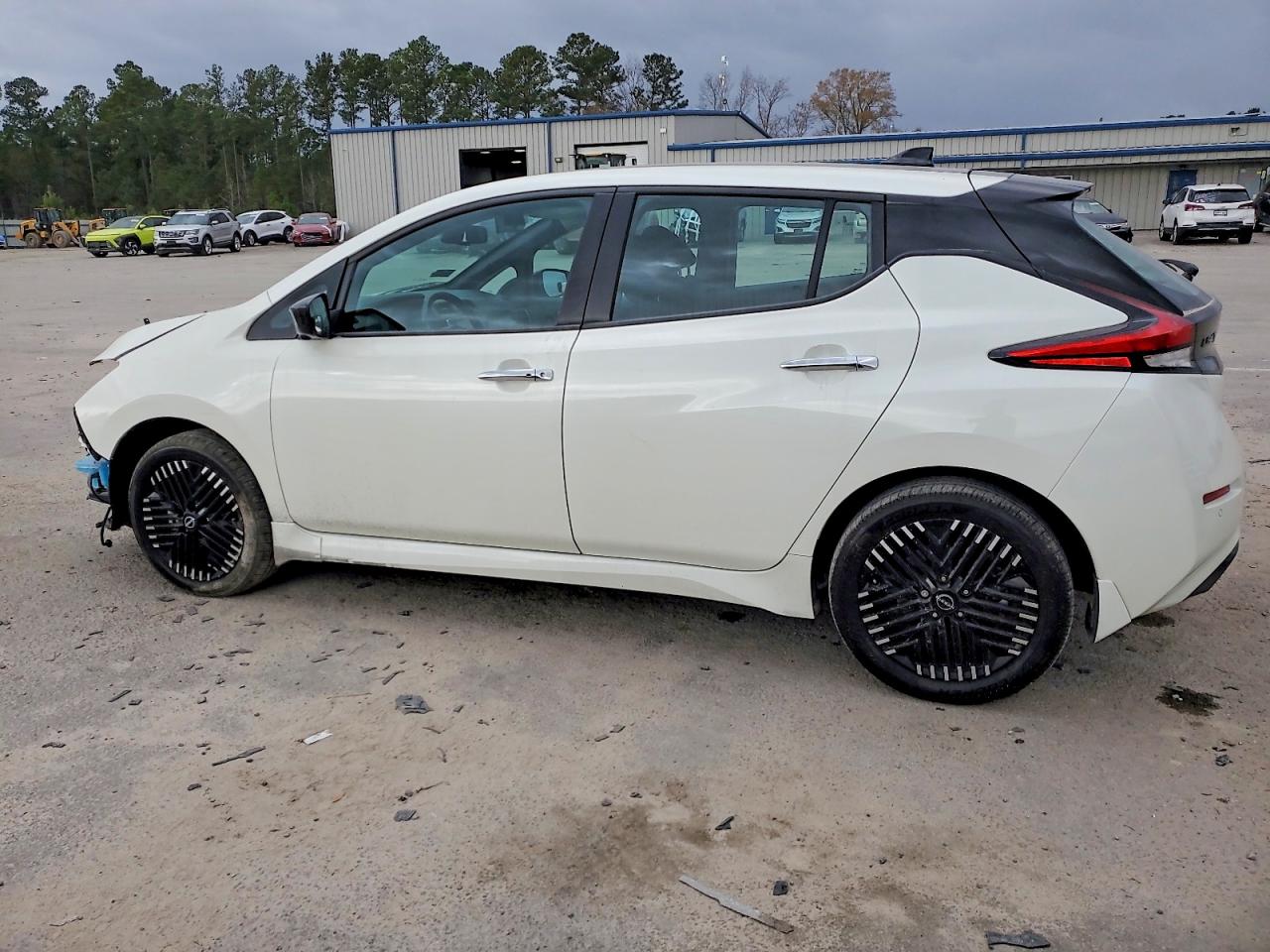2023 NISSAN LEAF SV PLUS — снимка 2