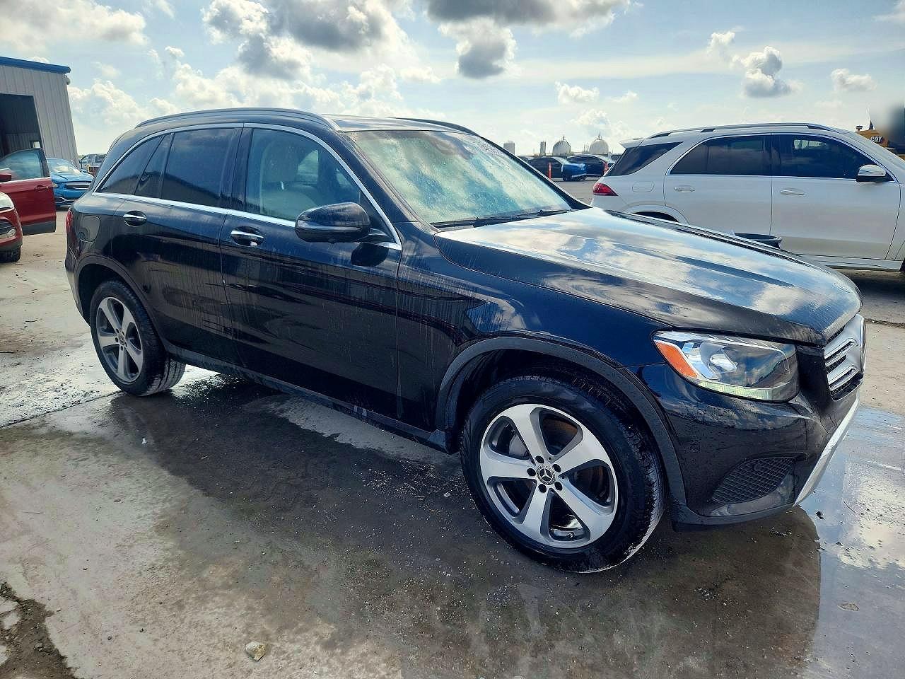 2019 MERCEDES-BENZ GLC 300 — снимка 4