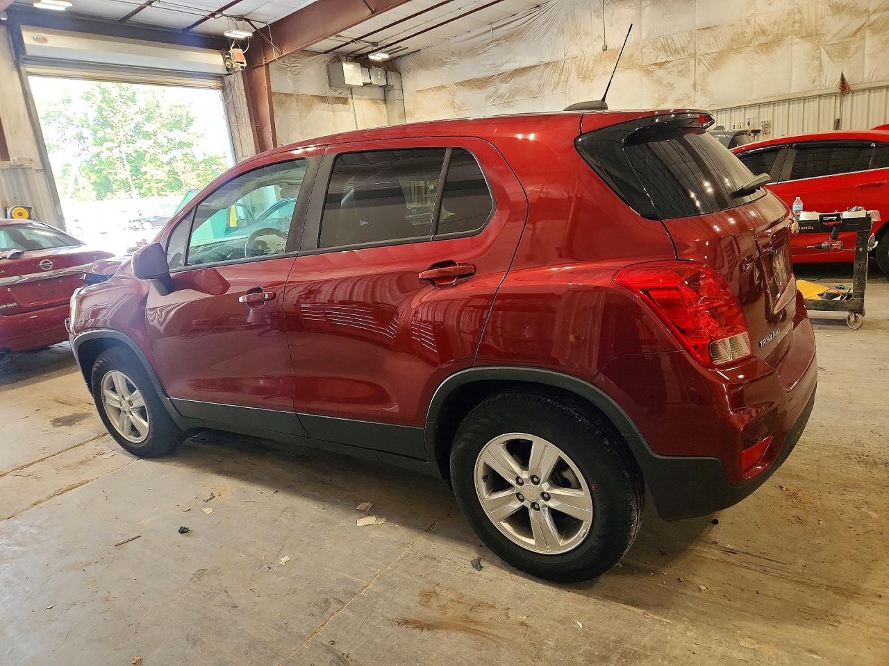 2022 CHEVROLET TRAX LS — снимка 2