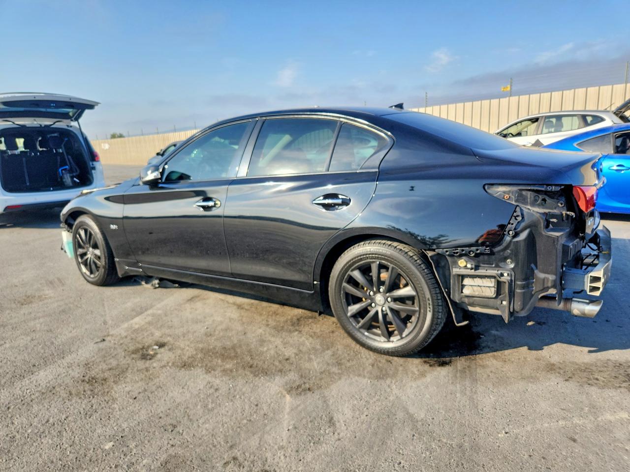 2017 INFINITI Q50 3.0T PREMIUM — снимка 2