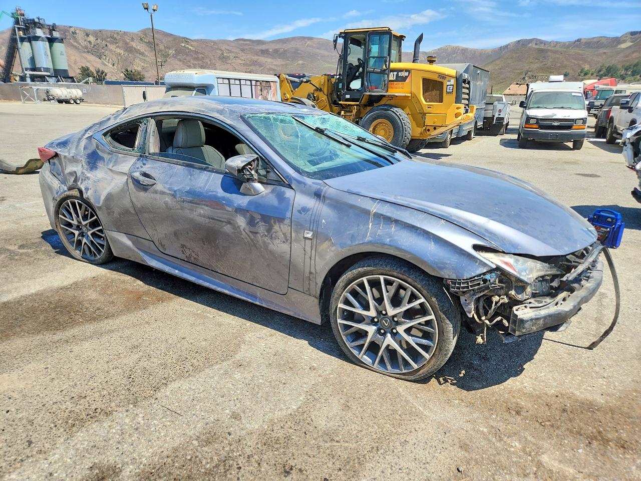 2016 LEXUS RC 200T — снимка 4