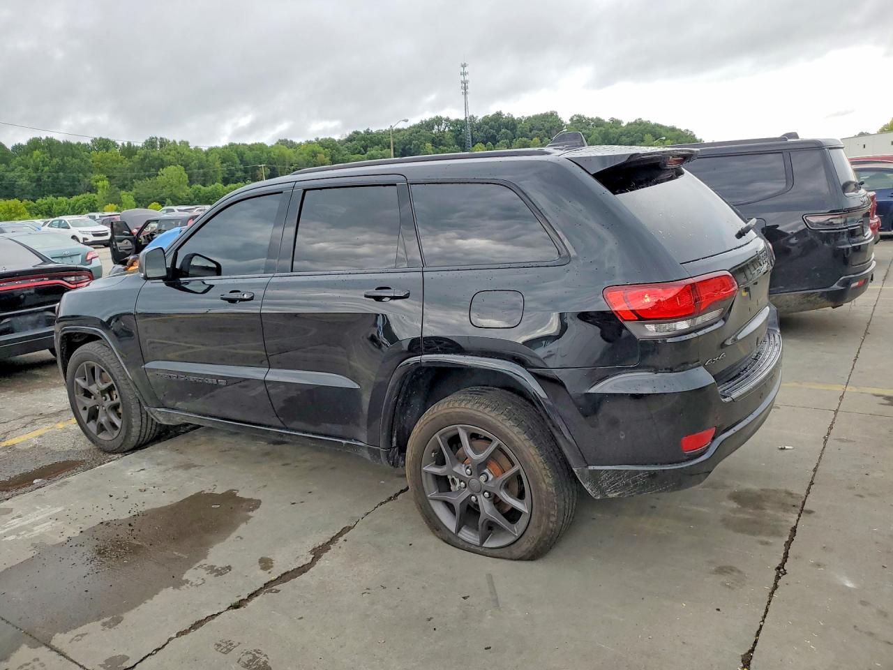 2021 JEEP GRAND CHEROKEE LIMITED — снимка 2