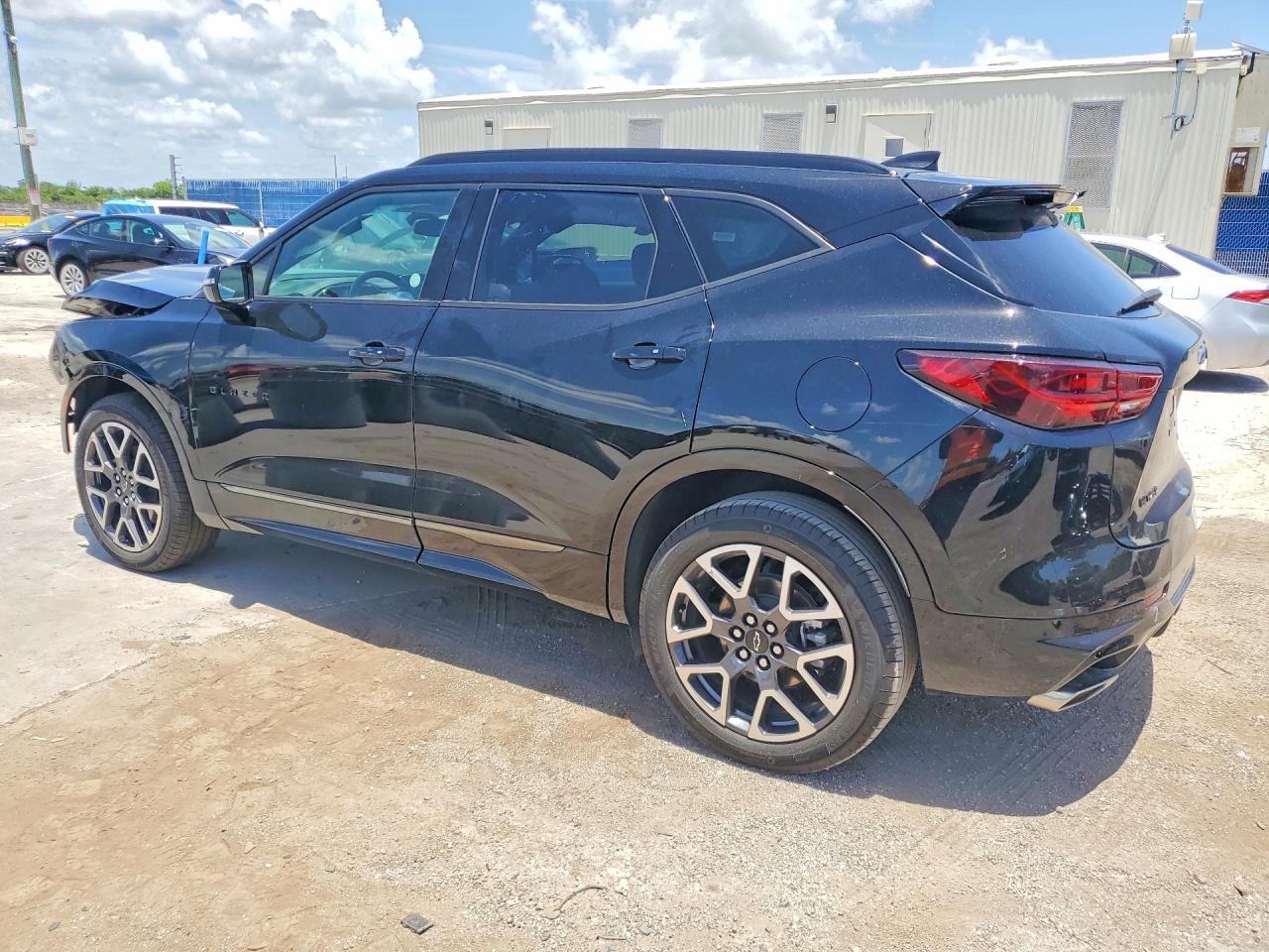 2025 CHEVROLET BLAZER RS — снимка 2