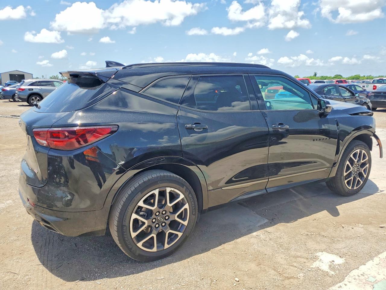 2025 CHEVROLET BLAZER RS — снимка 3