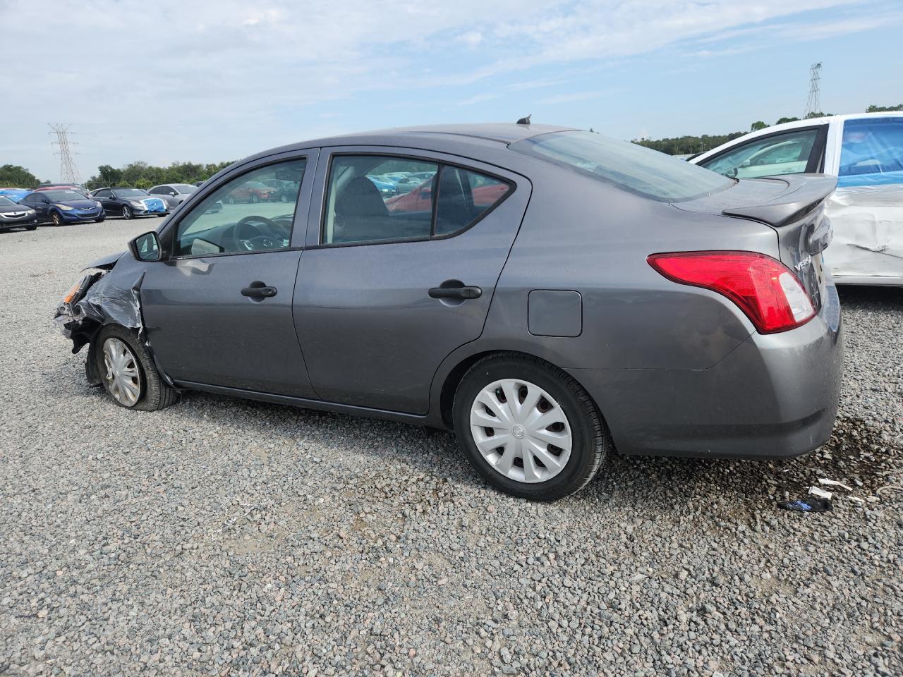2016 NISSAN VERSA 1.6 S PLUS — снимка 2