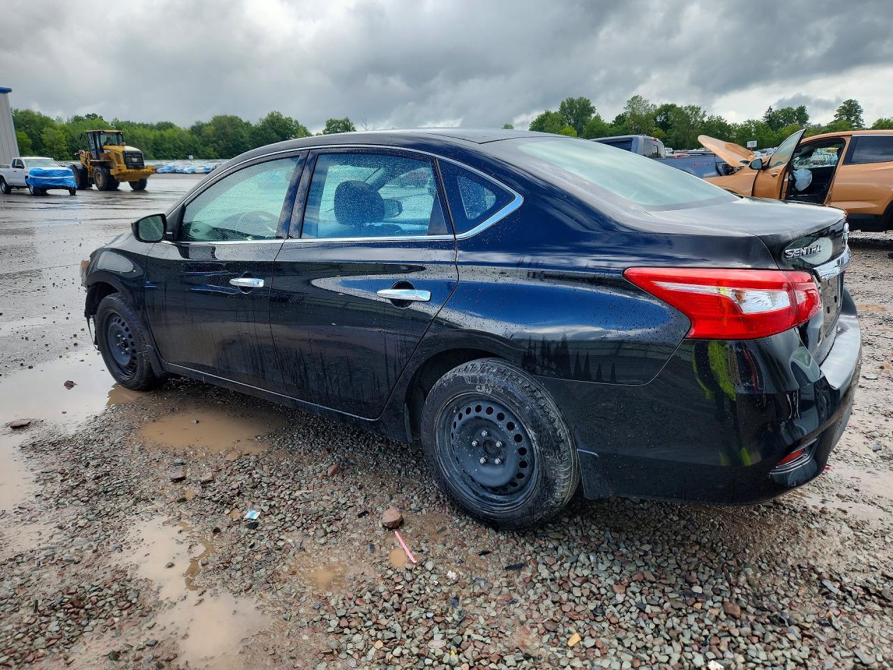2016 NISSAN SENTRA S — снимка 2