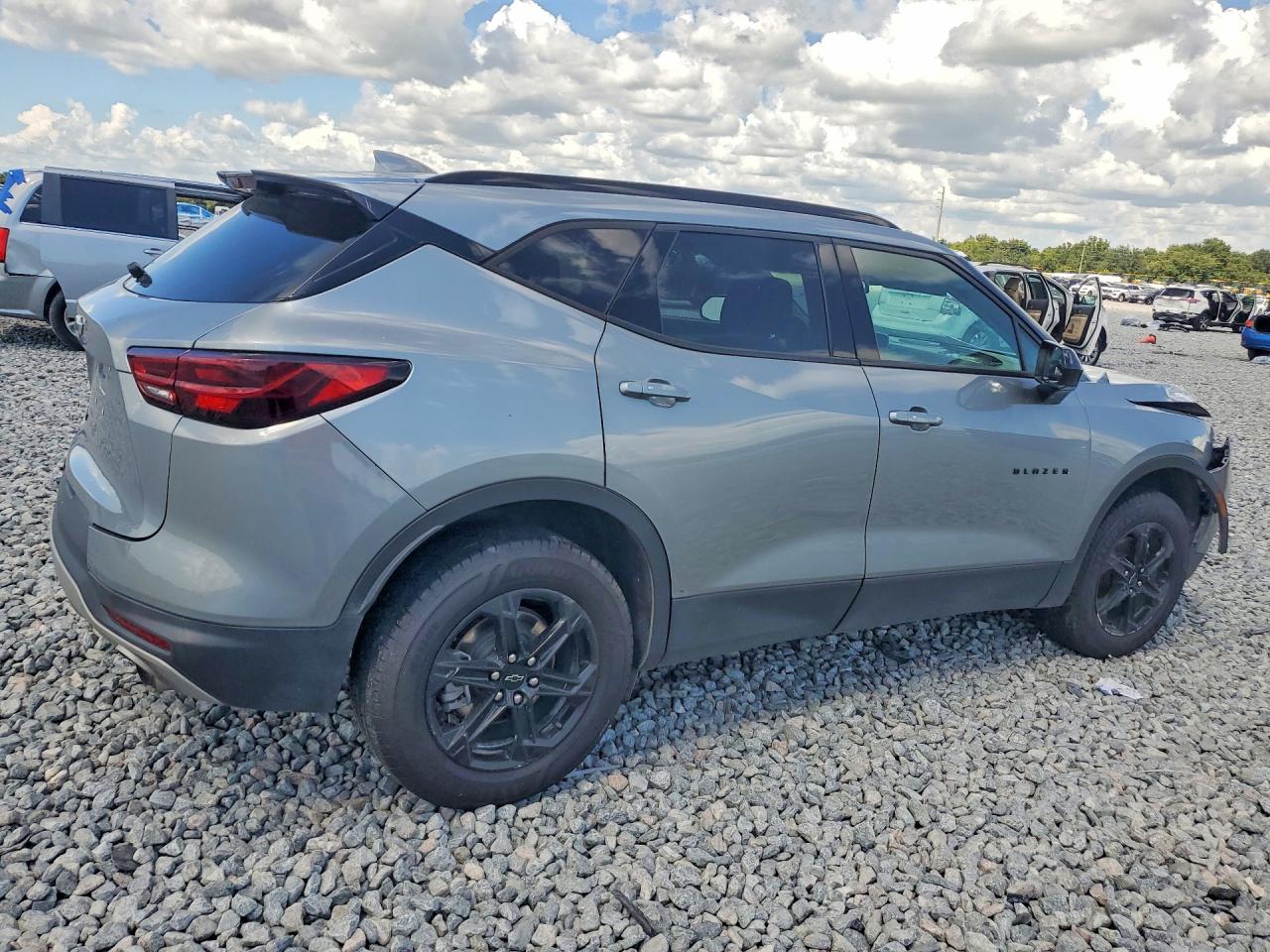 2024 CHEVROLET BLAZER 2LT — снимка 3